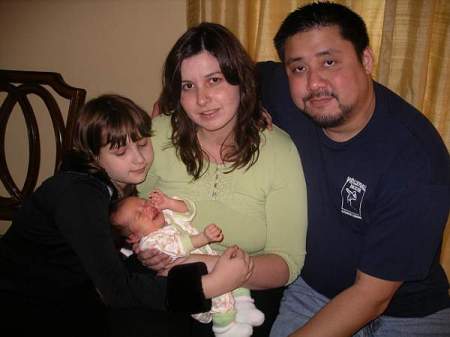 07' photo of sister Bonnie and family