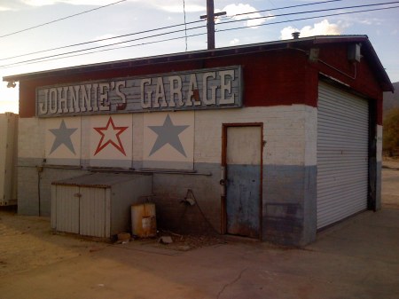 Johnnie's Garage, Morongo Valley