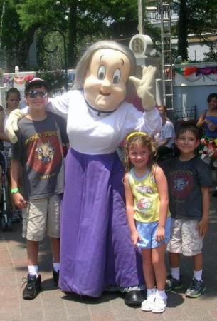 Granny and the kiddo's at Six Flags