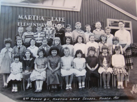 MARTHA LAKE ELEMENTARY SCHOOL