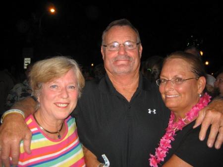 Carol, Tom & Linda Cole Jones