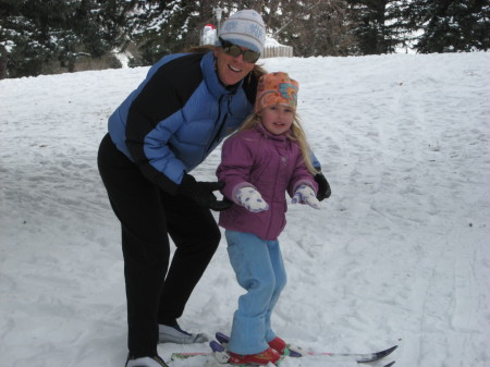 moms and mesa skiing