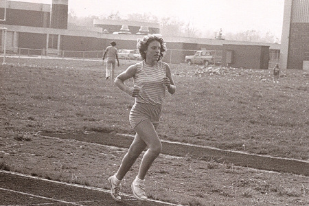 liz running