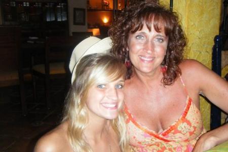 Me & my daughter Lindsey - Cancun 2008