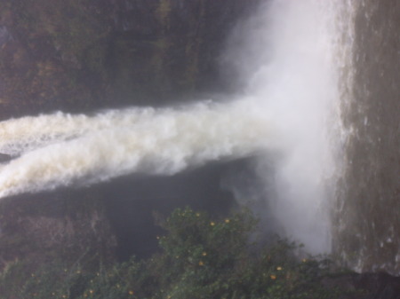 Ikaka Falls