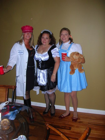 halloween 2007-yeah the french maid...