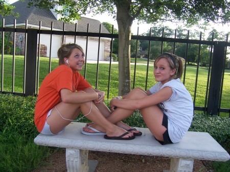 meg and erin '07