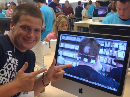 Chris is a Mac Geek