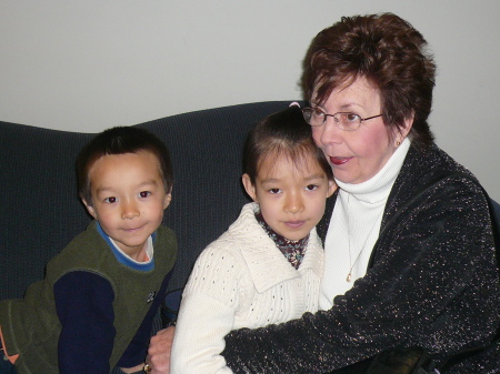 Grandma, Hana and Noah 2008