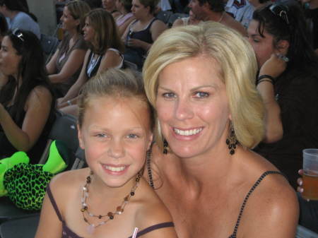 Payton and I at the Daughtry concert