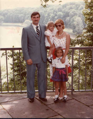 Russ, Nadyne, Shanna, Carrie Hippo 1984