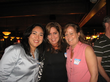 Sandie McKay, Kelly Cusack, Amy Hartig