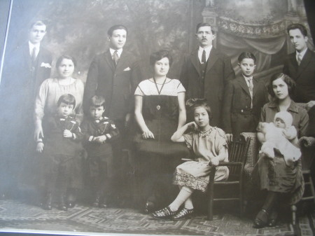 Gennari Clan circa 1925