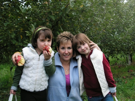 Ally,Me and Sammy -- apple pickin'