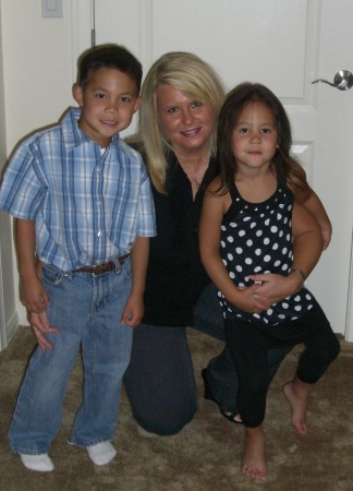Me with Zak's kids-(Jacob 6 & Abby 4) July 08