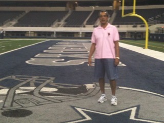 Izzy at Cowboys Stadium