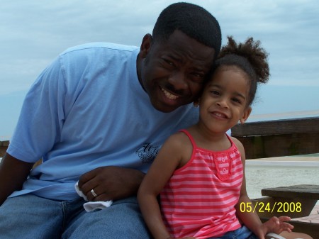 Aaliyah and her daddy at Daytona Beach