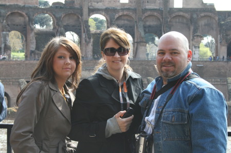 Meagan, Pam and Rick (Rome 08)