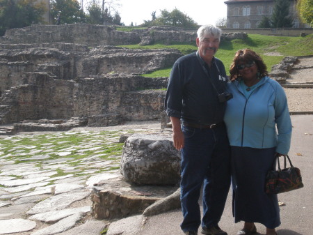 de n mike at the roman ruins