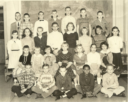 Mr Deters 5th grade class 1958