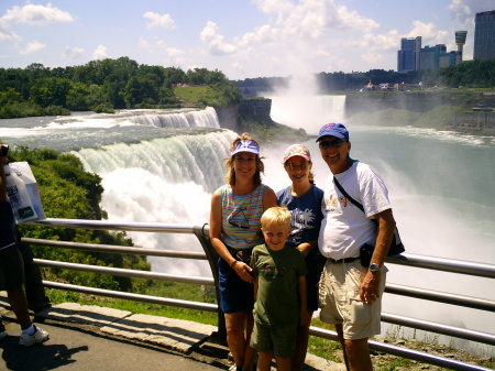 All of us at Niagra Falls "08"