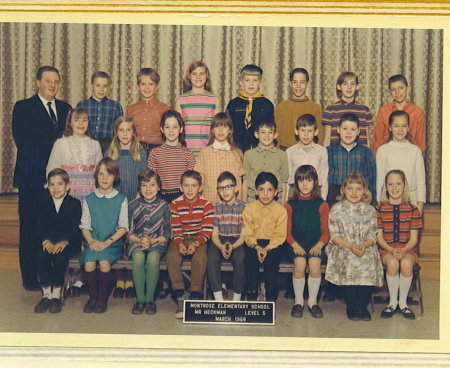 Patricia Timm's album, class pictures