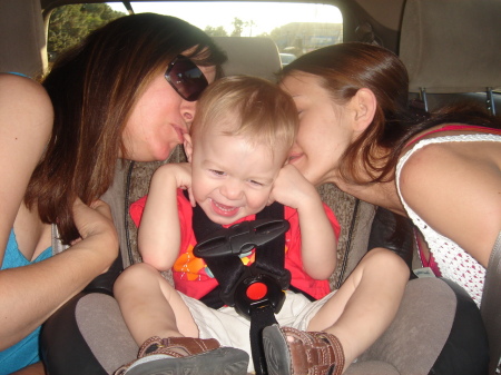 Thomas with my sister and his big sister