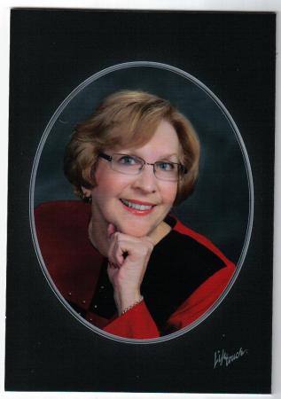 Lorraine Ostrowski's Classmates® Profile Photo