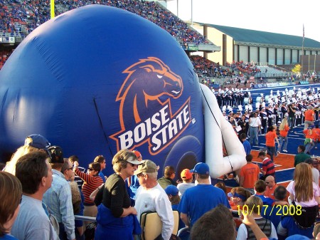 BSU GAME BDAY PRESENT FROM BRO 10-17-08