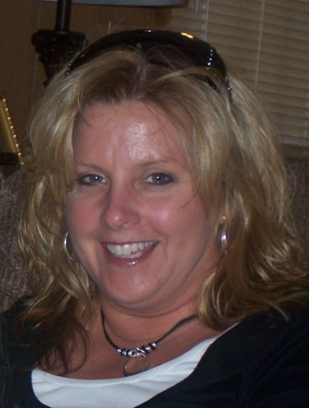 Cindy Elkins's Classmates® Profile Photo