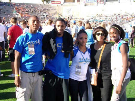 Me and My Family on the Field UCLA 11-9-08