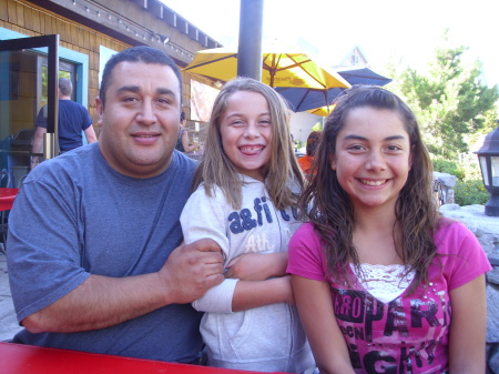 Lisa Cabrera's album, 2010 Family