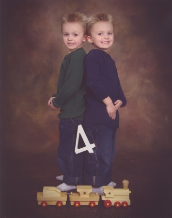 Sean + Luke - Twins 4th birthday portrait