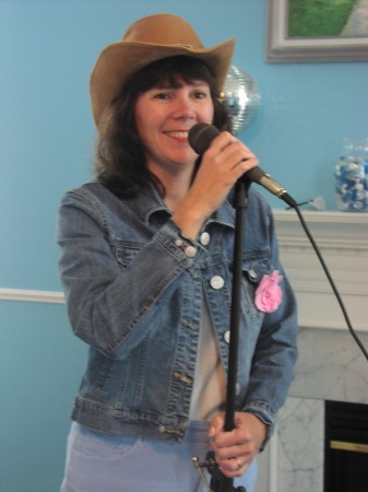 Julie singing