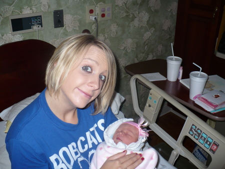 Kelsey and her baby Ava