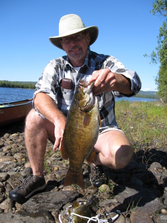 My 2010 big bass cought near my knew home in Megantic, Quebec..