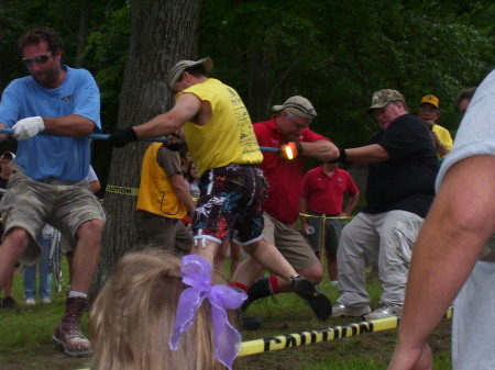 2008 tug-o-war across the river