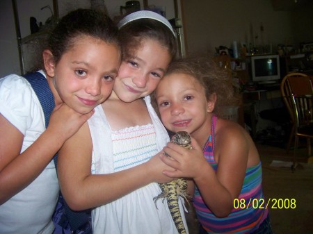 Alex, Cassie & Elianna