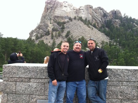 (L to R) Top row according to Chris Colassaco: Gearge Washinton, I don't know, McKinley Roosevelt and Lincoln.