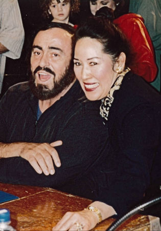 Shigemi with Luciano Pavarotti