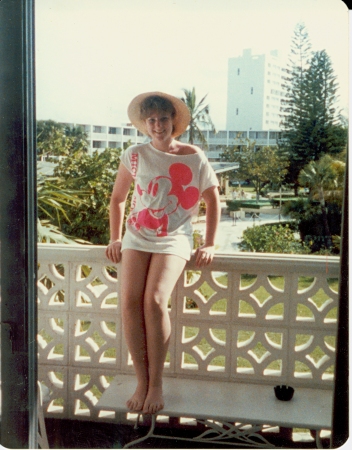 Bahama Mama 1985