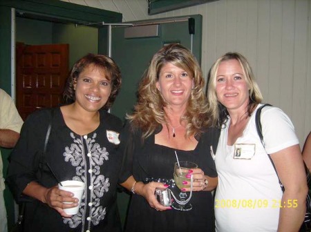 Nita Belue, Jackie Phelps, Kendra McIntosh