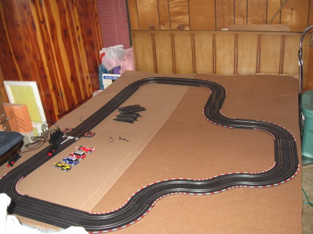 1/43 scale slot car track