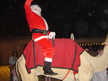 santa in the sand 2005 017