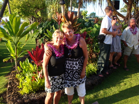 Linda Vaughn and I in Maui 08