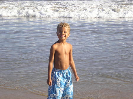 Logan - Corona Del Mar Beach 9/06