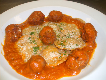 meatballs with marinara sauce and ravioli