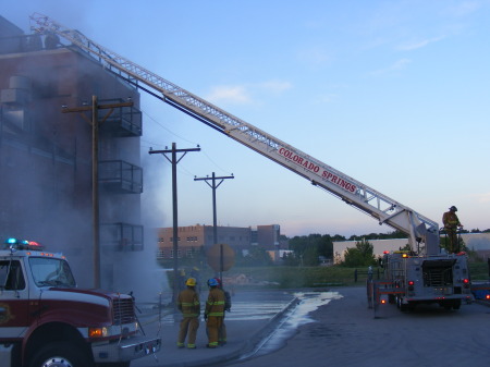 Ladder truck