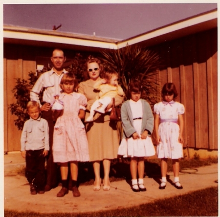 Athow family in Imperial Beach, CA  1957?