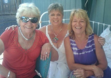 Sharon Akers's Classmates® Profile Photo